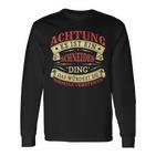 Damen Achtung Es Ist Ein Schneider Ding Nachname Namensschild Mit-Ausschnitt Langarmshirts