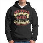 Achtung Es Ist Ein Becker Ding Last Name Plate S Kapuzenpullover