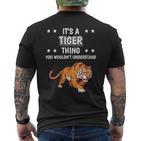 Damen Ist So Ein Tiger Ding Lustiger Spruch Tiger Mit-Ausschnitt T-Shirt mit Rückendruck