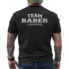 Damen Team Baber Stolzer Familiennachname Nachname Geschenk Mit-Ausschnitt T-Shirt mit Rückendruck