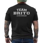 Damen Team Brito Stolzer Familienname Nachname Geschenk Mit-Ausschnitt T-Shirt mit Rückendruck