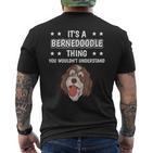 Ist So Ein Bernedoodle Ding Lustiger Spruch Bernedoodles T-Shirt mit Rückendruck