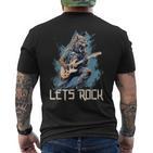 Werewolf Rocker Rockt Die Bühne Mit Seiner Gitarre T-Shirt mit Rückendruck