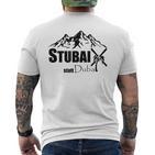 Cool Stubai Tal Statt Dubai Ski Mountains Piste Après-Ski T-Shirt mit Rückendruck