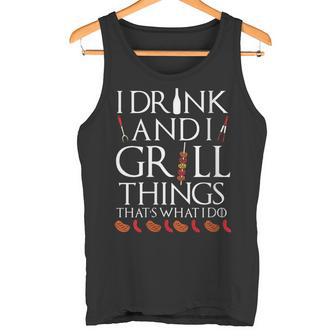 Damen Ich Trinke Und Grille Dinge Das Ist Es Was Ich Tue Urkomis Mit-Ausschnitt Tank Top - Geschenkecke