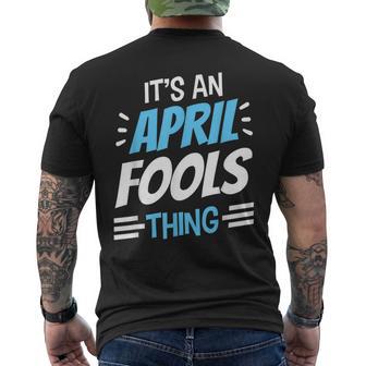 Das Ist Ein Aprilscherz Ding April Witz Sarkastisch T-Shirt mit Rückendruck - Geschenkecke