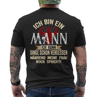 Ich Bin Ein Mann Ich Kann Dinge Schonergessen Humour Fun T-Shirt mit Rückendruck - Geschenkecke