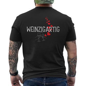 Weinzigartig Wein Weintrinker Genießer Weinliebhaber T-Shirt mit Rückendruck - Geschenkecke