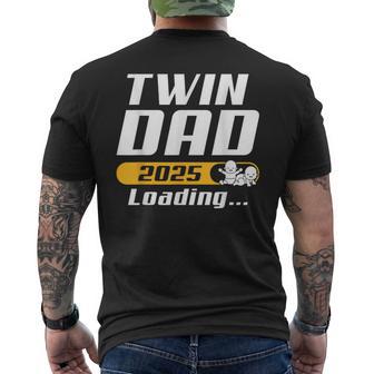 Werdender Papa Twin Dad 2025 Loading Twin Dad T-Shirt mit Rückendruck - Geschenkecke