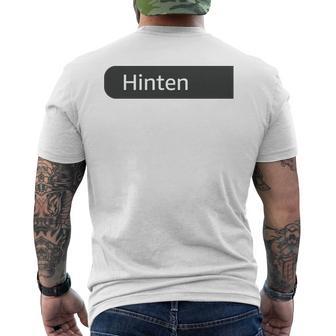 Der Mit Dem Hund Geht Saying Für Das Herrchen T-Shirt mit Rückendruck - Geschenkecke