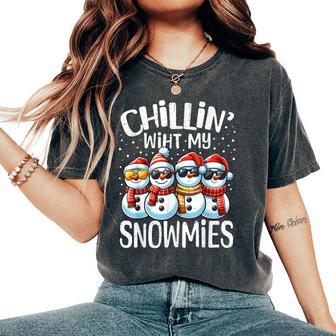 Chillin With My Snowmies Snowman Christmas Men Women's Oversized Comfort T-Shirt - Thegiftio UK