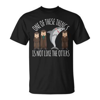 Damen Lustiger Hai Eines Dieser Dinge Ist Nicht Wie Die Otter Mit-Ausschnitt T-Shirt - Geschenkecke