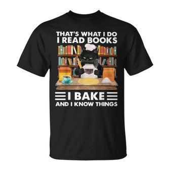 Das Ist Was Ich Mache Ich Lese Bücher Die Ich Backe Und Ich Weiß Dinge T-Shirt - Geschenkecke