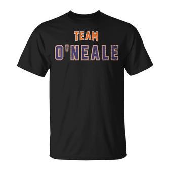 Distressed Team O'neale Last Name Proud Family Last Name T-Shirt - Geschenkecke