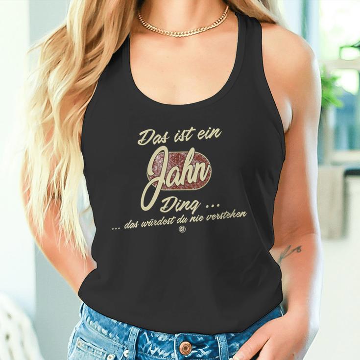 Damen Das Ist Ein Jahn Ding Lustiges Familie Jahn Mit-Ausschnitt Tank Top