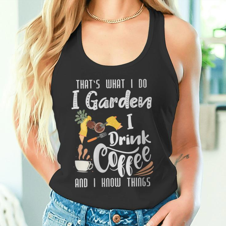 Damen Das Ist Was Ich Mache Ich Lese Bücher Ich Trinke Kaffee Ich Weiß Ding Mit-Ausschnitt Tank Top