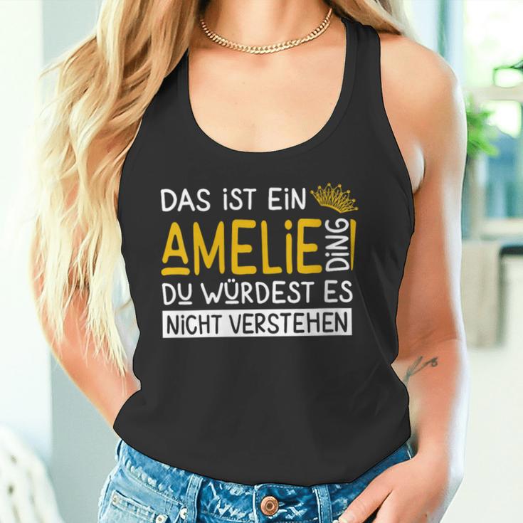 Damenorname Amelie Name Namenstag Spruch Das Ist Ein Amelie Ding Mit-Ausschnitt Tank Top