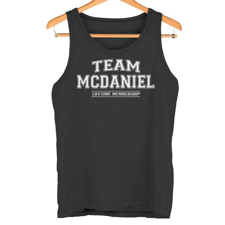 Team Mcdaniel Stolzer Familiennachname Nachname Geschenk Tank Top