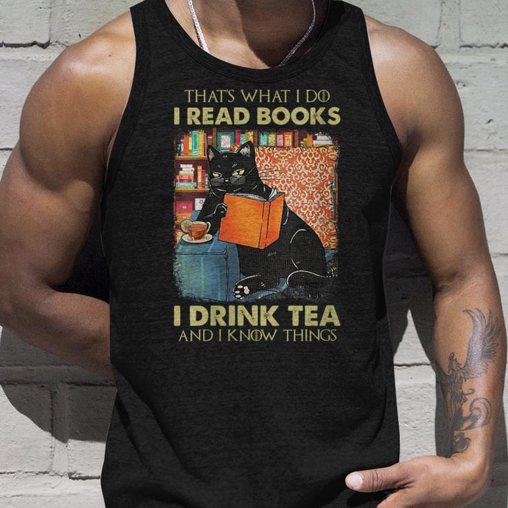 Damen Das Ist Was Ich Tue Ich Lese Bücher Ich Trinke Und Ich Weiß Dinge Mit-Ausschnitt Tank Top Geschenke für Ihn