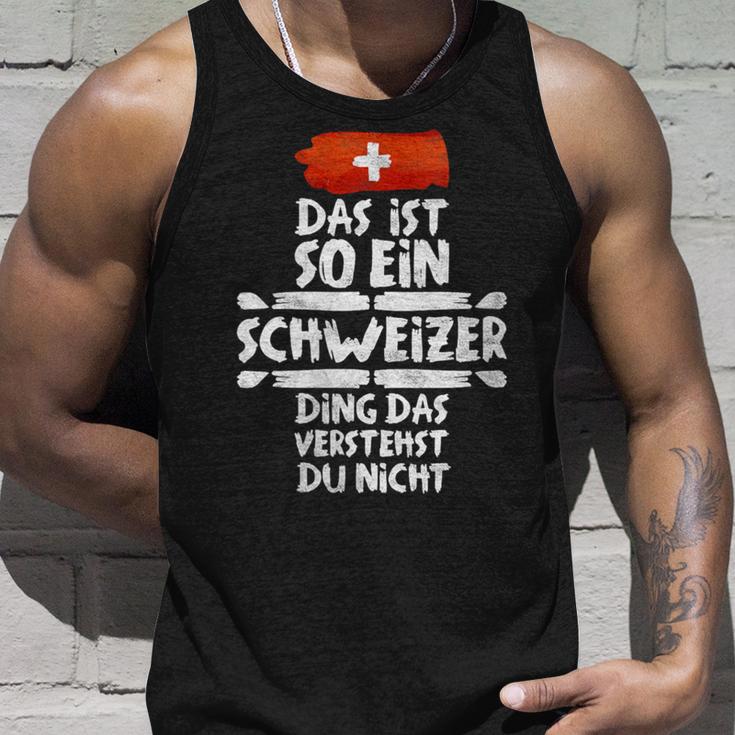 Damen Das Ist So Ein Schweizer Ding Dasersteht Du Nicht Mit-Ausschnitt Tank Top Geschenke für Ihn