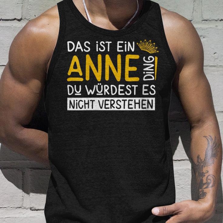 Damenorname Anne Name Namenstag Spruch Das Ist Ein Anne Ding Mit-Ausschnitt Tank Top Geschenke für Ihn