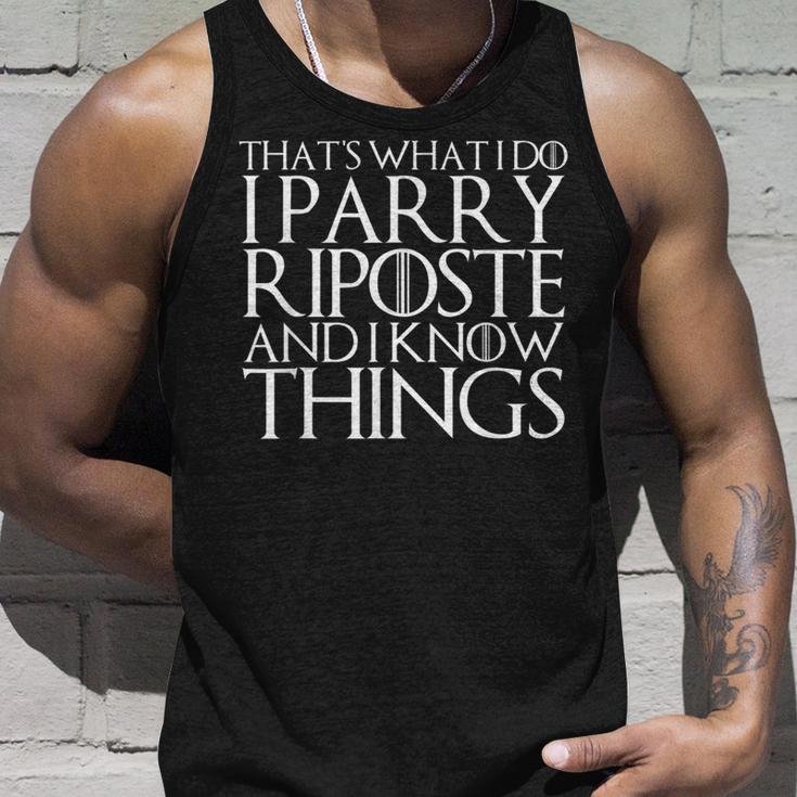 Das Ist Was Ich Mache Ich Pariere Riposte Und Ich Weiss Dinge Tank Top Geschenke für Ihn