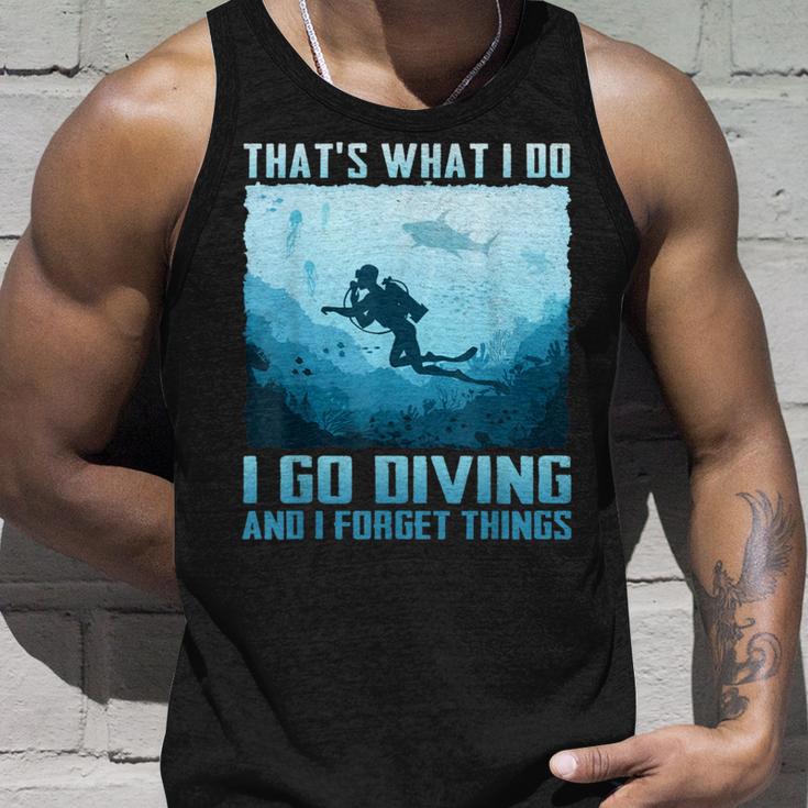 Das Ist Das Was Ich Tauche Und Ichergiss Dinge Tank Top Geschenke für Ihn