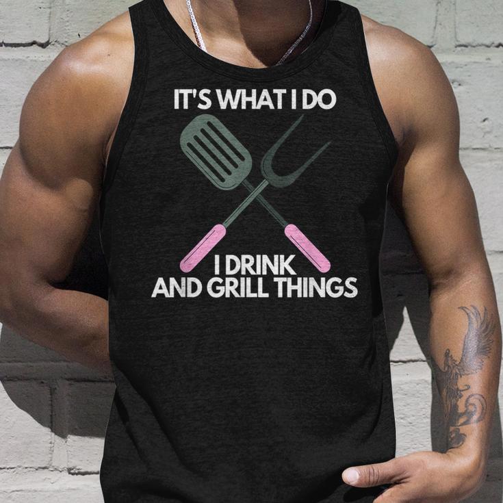 Es Ist Was Ich Trinke Und Grille Dinge Tank Top Geschenke für Ihn