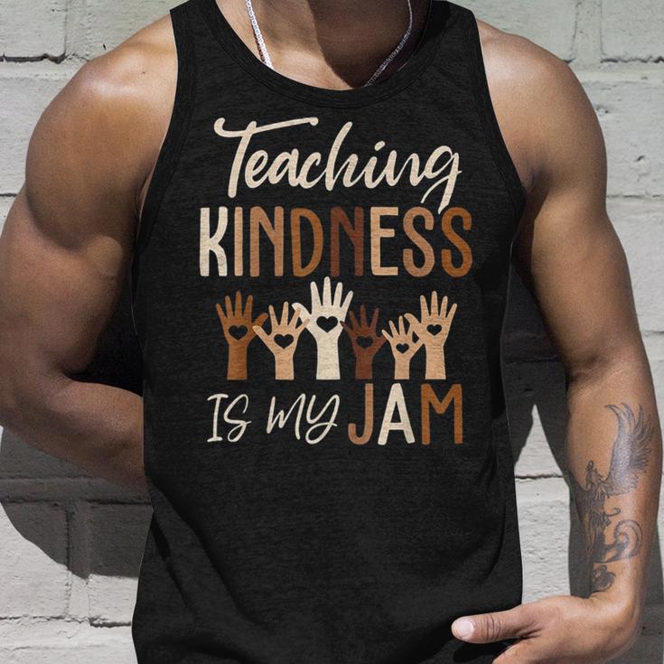 Freundlichkeitermitteln Ist Mein Dingielfalt Lehrer Tank Top Geschenke für Ihn