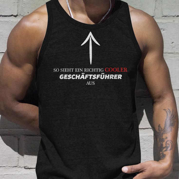 So Looks Ein Richtig Cooler Manager Aus Tank Top Geschenke für Ihn