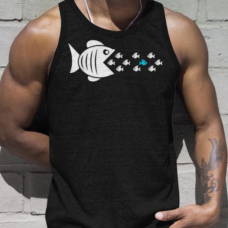 Gegen Den Strom Schwimmen Tank Top Geschenke für Ihn