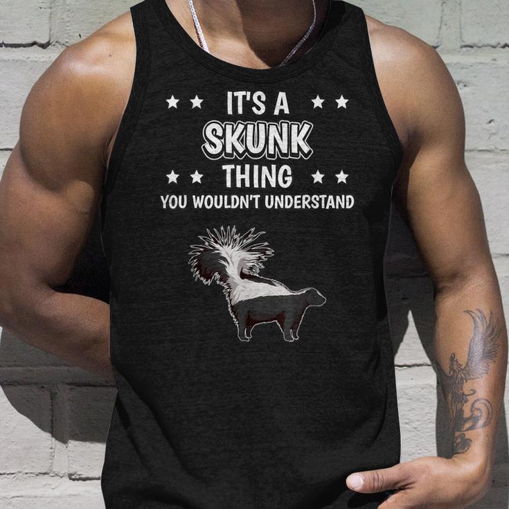 Ist So Ein Stinktier Ding Lustiger Spruch Stinktiere Tank Top Geschenke für Ihn