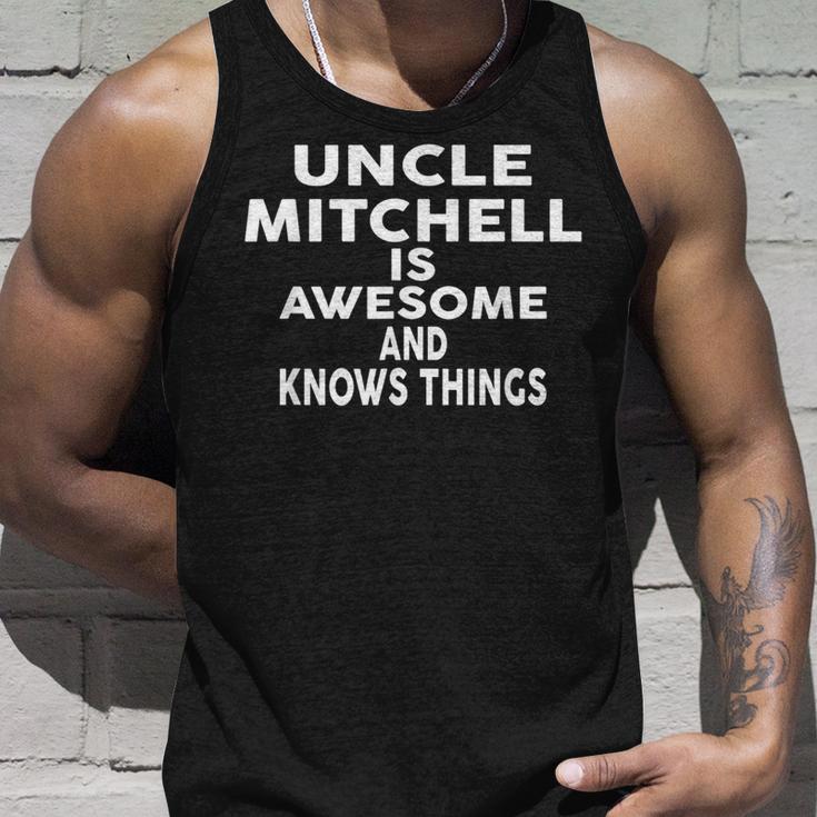 Onkel Mitchell Ist Großartig Und Weiß Dinge Tank Top Geschenke für Ihn