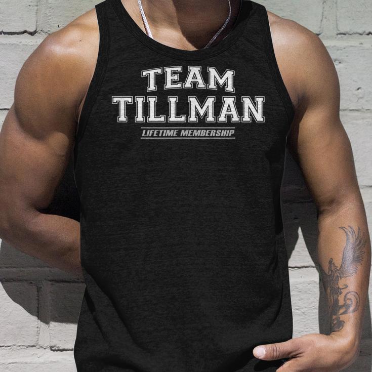 Team Tillman Stolzer Familiennachname Nachname Geschenk Tank Top Geschenke für Ihn