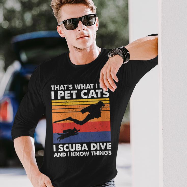 Damen Das Ist Was Ich Mache Ich Streichle Katzen I Scuba Dive & Ich Weiß Dinge Mit-Ausschnitt Langarmshirts Geschenke für Ihn