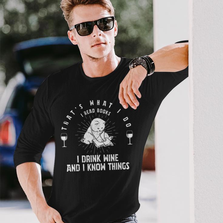 Das Ist Was Ich Mache Ich Lese Bücher Ich Trinke Wein Ich Weiß Dinge Langarmshirts Geschenke für Ihn