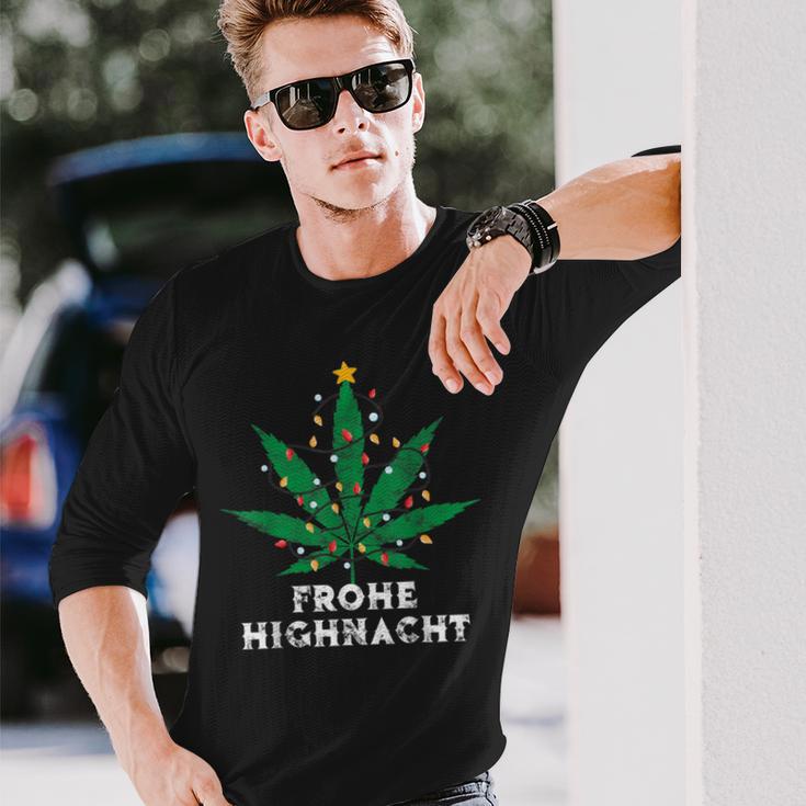 Merry Highnacht Christmas Hemp Leaf Word Game Langarmshirts Geschenke für Ihn