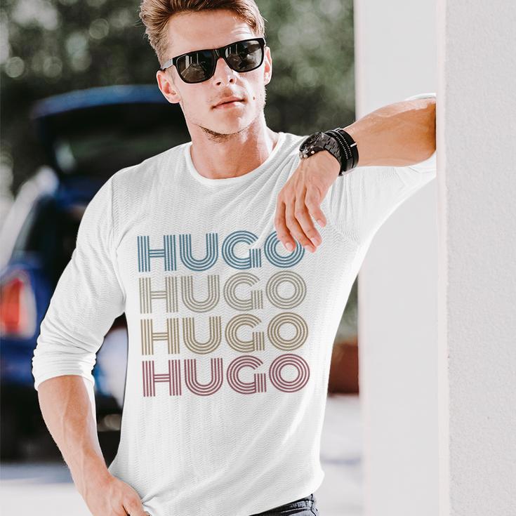 Hugo First Name I Prideintage I Hugo Name Langarmshirts Geschenke für Ihn