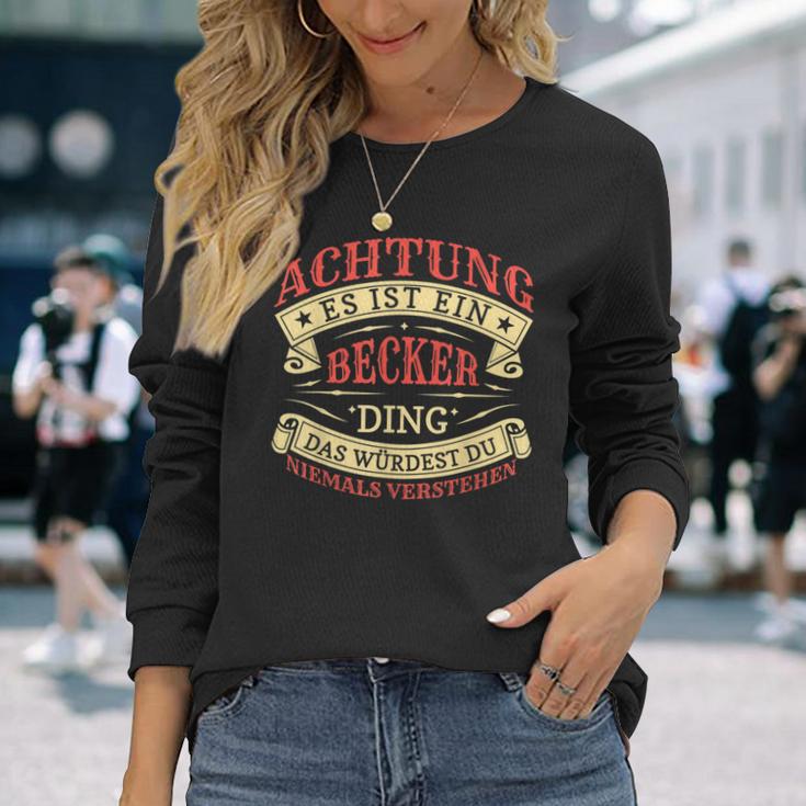 Achtung Es Ist Ein Becker Ding Last Name Plate S Langarmshirts Geschenke für Sie