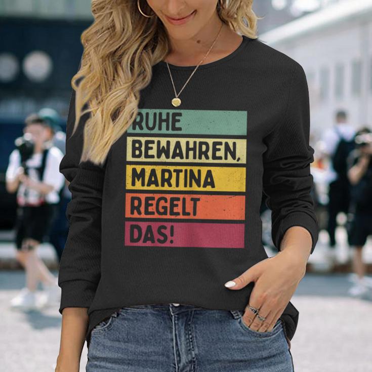 Keeben Martina Regelt Das Saying In Retro Colours Langarmshirts Geschenke für Sie