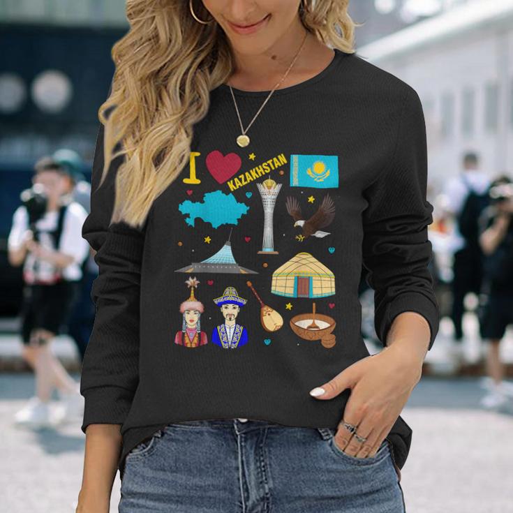 I Love Kazakhstan Hand Drawn Kazakh Landmarks Flag And Map Langarmshirts Geschenke für Sie