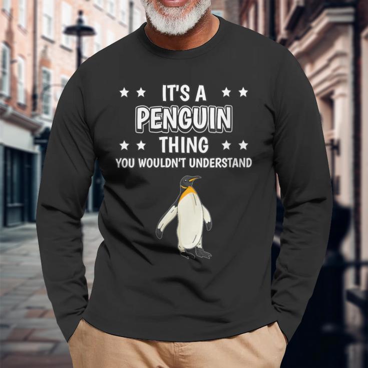 Damen Ist So Ein Pinguin Ding Lustiger Spruch Pinguine Mit-Ausschnitt Langarmshirts Geschenke für alte Männer