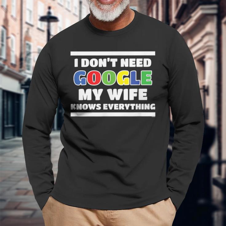 Ich Brauche Kein Google Meine Frau Weiß Alles Husmann German Langu Langarmshirts Geschenke für alte Männer