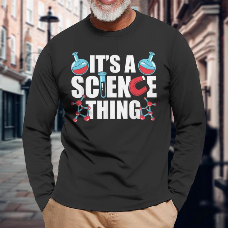 Ist Ein Wissenschaft Ding Wissenschaftler Team Science Langarmshirts Geschenke für alte Männer