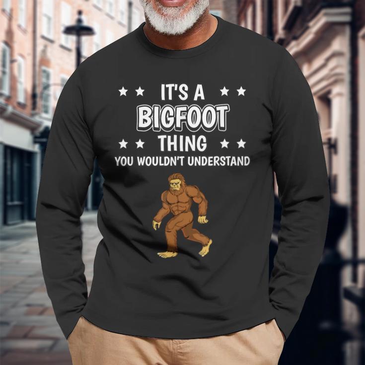 Ist So Ein Bigfoot Ding Lustiger Spruch Bigfoot Langarmshirts Geschenke für alte Männer