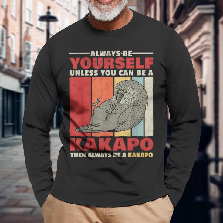 Sei Ein Kakapo New Zealand Parrot Slogan Langarmshirts Geschenke für alte Männer