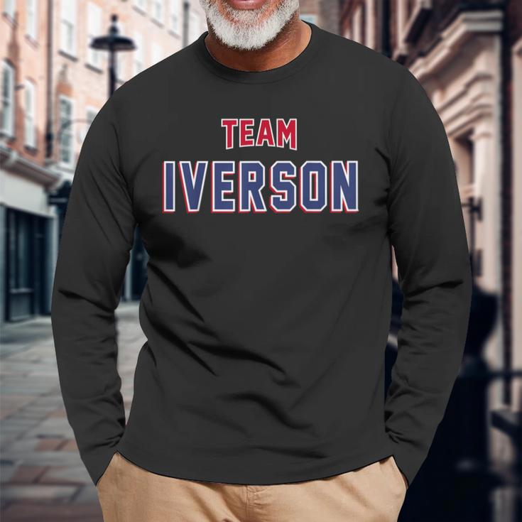 Team Iverson Last Name Proud Family Last Name Langarmshirts Geschenke für alte Männer