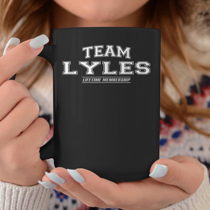 Team Lyles Stolzer Familiennachname Nachname Geschenk Tassen Lustige Geschenke