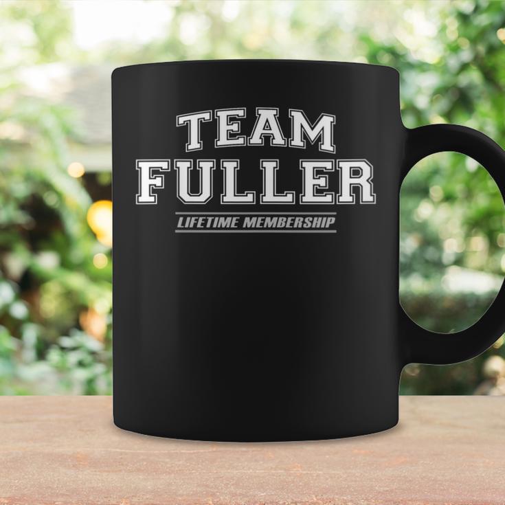 Damen Team Fuller Stolzer Familiennachname Nachname Geschenk Mit-Ausschnitt Tassen Geschenkideen