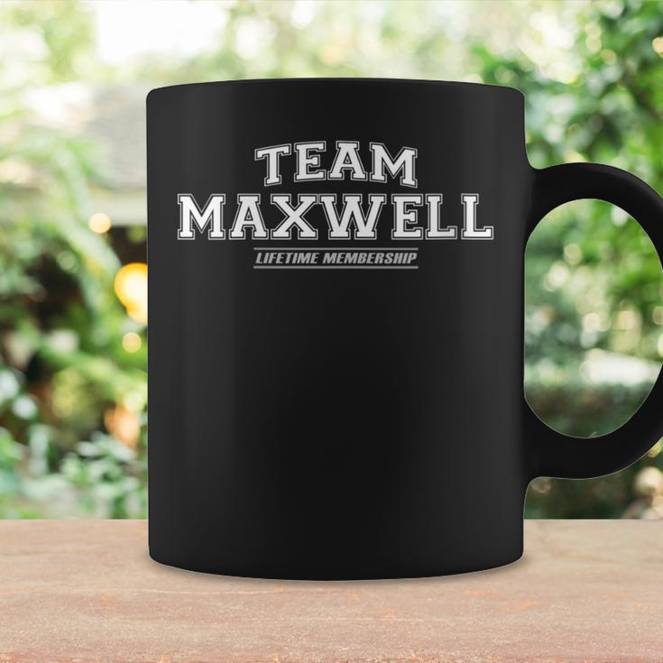 Damen Team Maxwell Stolzer Familienname Nachname Geschenk Mit-Ausschnitt Tassen Geschenkideen